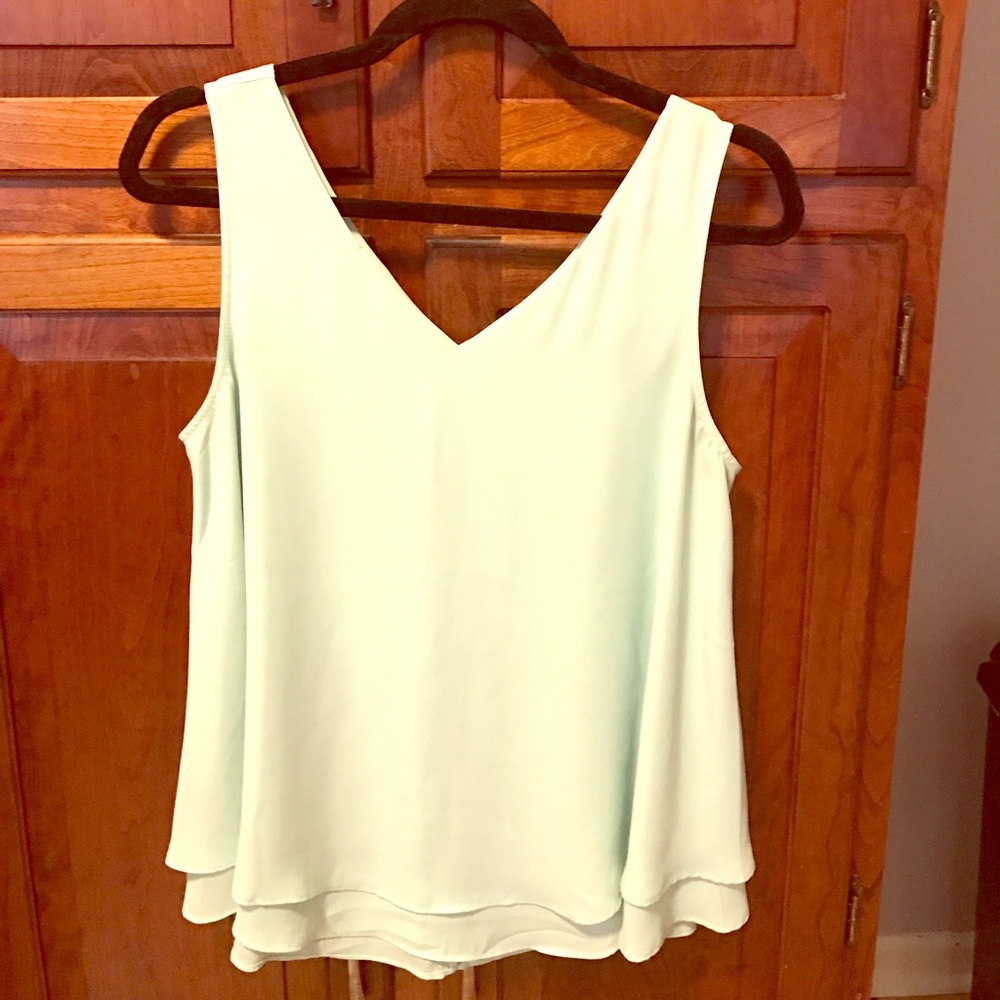 Limited flowy sea-foam color tank top, Medium